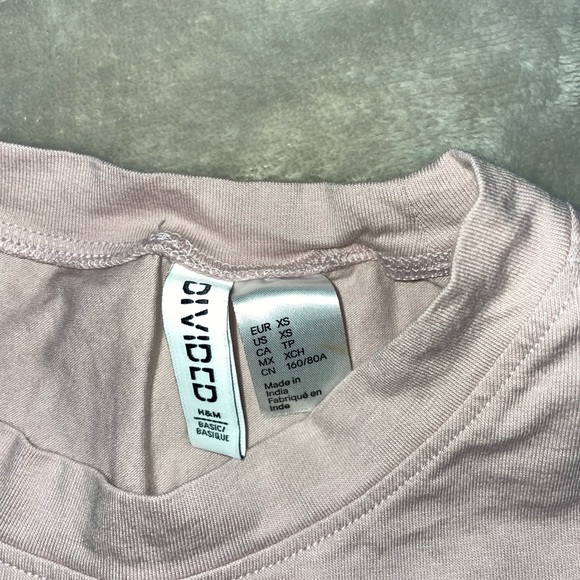 H&M basic cropped tee - Picture 2 of 3